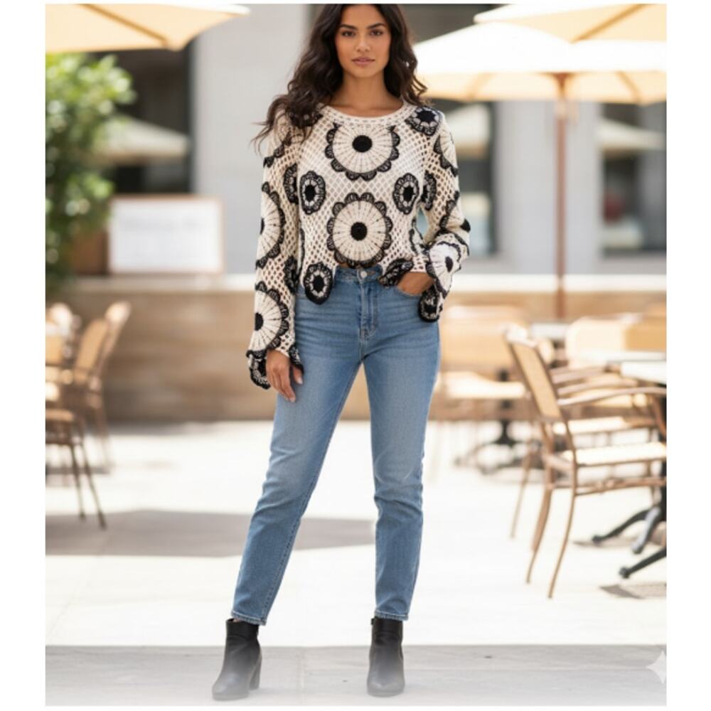 Knit Crocheted Sweater Modern Boho Size Medium NEW Two Tone Layering Bell Sleeve